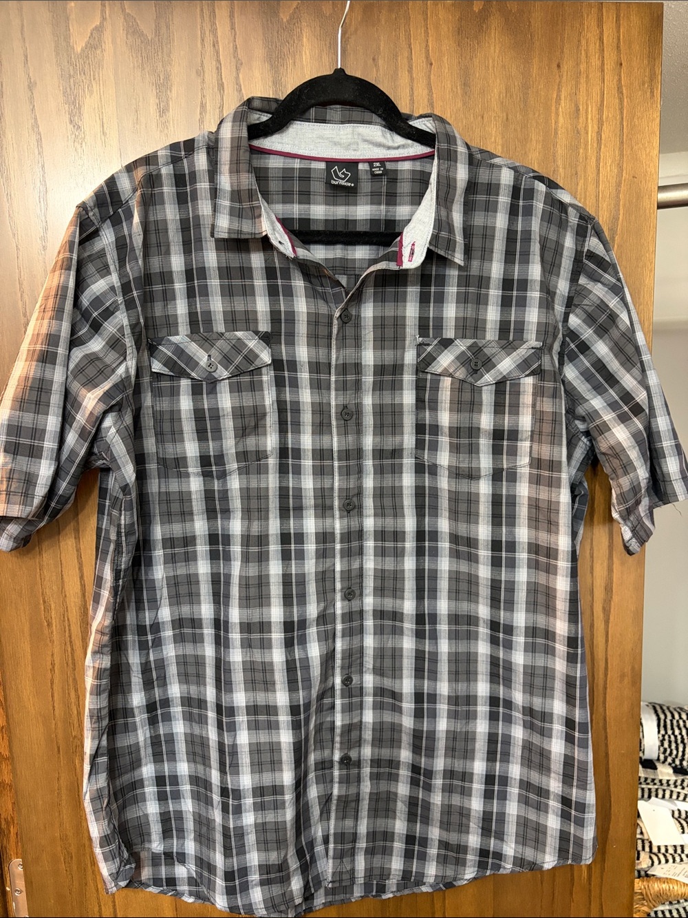 burnside Men's blue and Gray Plaid Short-Sleeve Button-Down Shirt